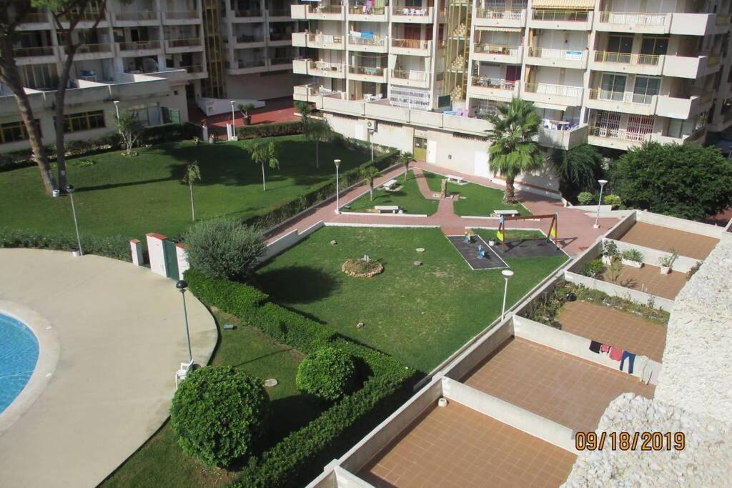 2Bd-Piscina-Playa-Port Aventura2 Apartman Salou Kültér fotó