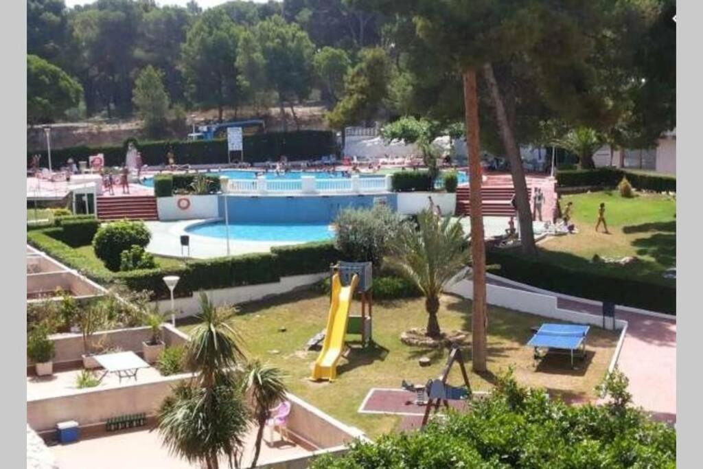 2Bd-Piscina-Playa-Port Aventura2 Apartman Salou Kültér fotó