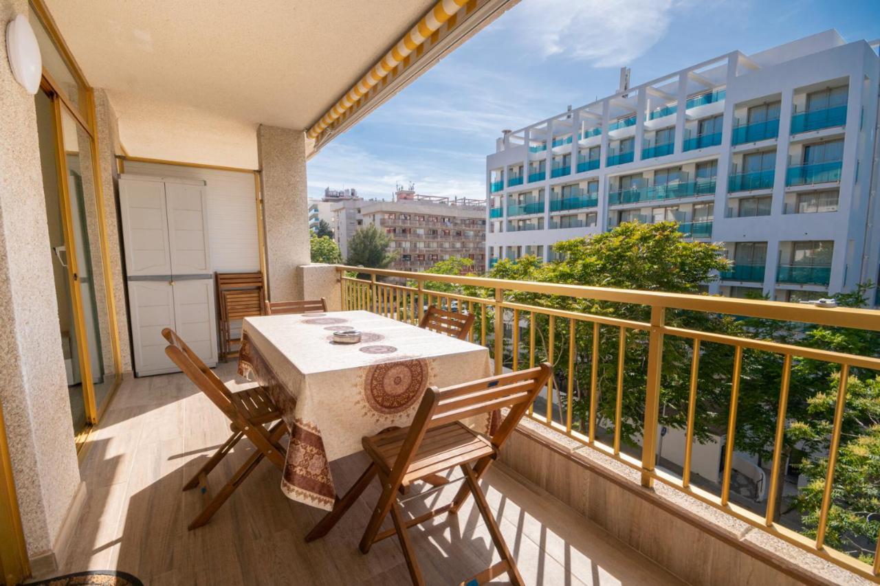 2Bd-Piscina-Playa-Port Aventura2 Apartman Salou Kültér fotó